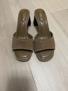 Zara Tan Suede Slide Mules